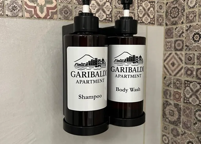 Апартаменты Garibaldi Неаполь